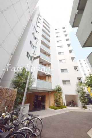 ポレスター千代田御茶ノ水のエントランス
