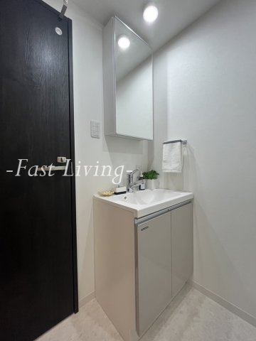 プラティーク神楽坂デュアルの独立洗面台