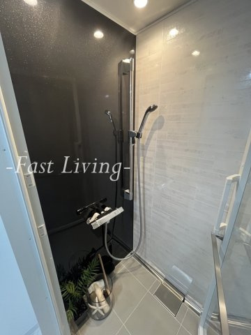 プラティーク神楽坂デュアルの浴室