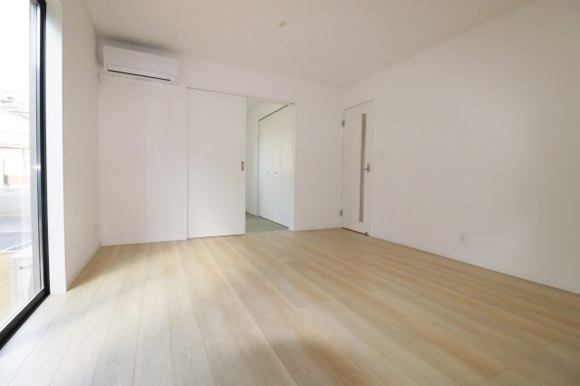 岩瀬郡鏡石町旭町　　　３号棟　　鏡石第２小学校、鏡石中学区の居間・リビング