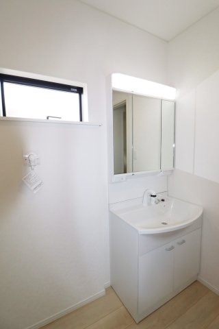 岩瀬郡鏡石町旭町　　　３号棟　　鏡石第２小学校、鏡石中学区の浴室