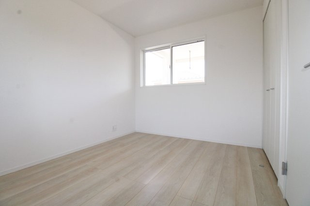 岩瀬郡鏡石町旭町　　　３号棟　　鏡石第２小学校、鏡石中学区の洋室|※同社施工例