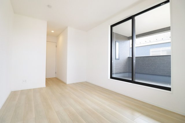 岩瀬郡鏡石町旭町　　　３号棟　　鏡石第２小学校、鏡石中学区の収納