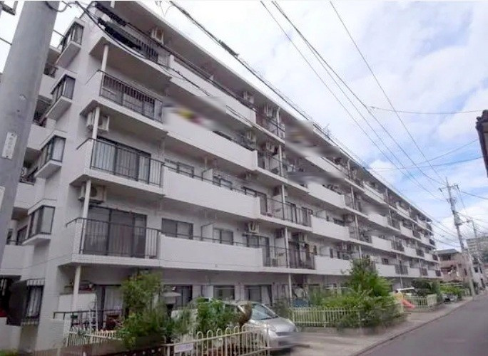 荒川遊園ビューハイツの外観|外観/5階建て3階東向きのお部屋のご紹介です！