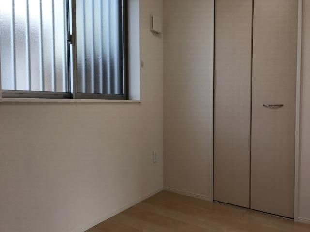 ベルミーＡ’の洋室