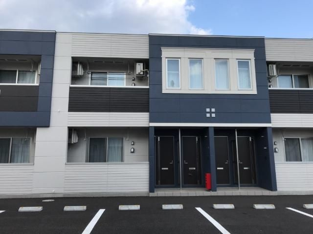 ベルミーＡ’の駐車場