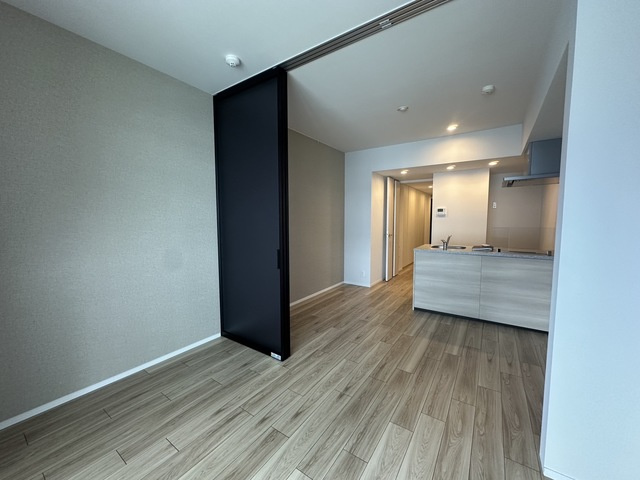 シーズンフラッツ上杉の居間・リビング