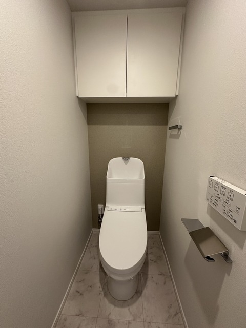 シーズンフラッツ上杉のトイレ