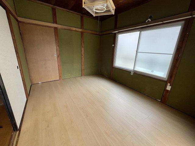 海老沼住宅の洋室|1階東側洋室（和室を洋室にリフォームしています）