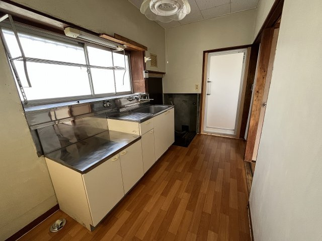 海老沼住宅のキッチン