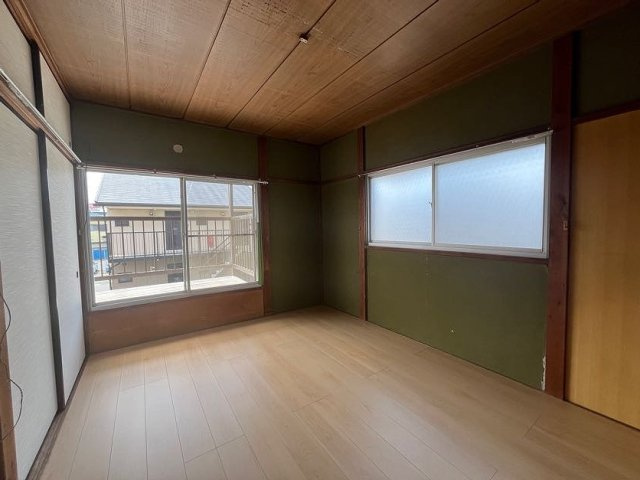 海老沼住宅の洋室|2階西側洋室（和室を洋室にリフォームしています）