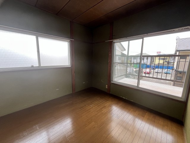 海老沼住宅の洋室|2階東側洋室