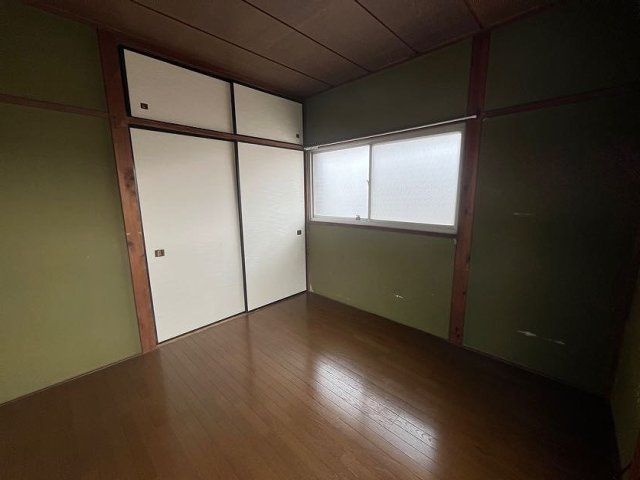 海老沼住宅の洋室|2階東側洋室