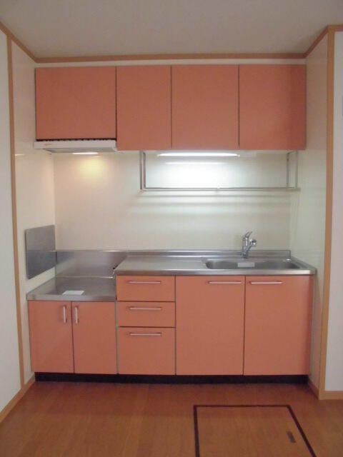 町田市三輪町のアパートのキッチン