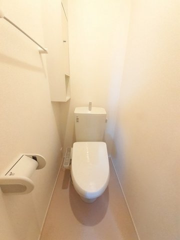 キャッツ　アイのトイレ|コンパクトで使いやすいトイレです