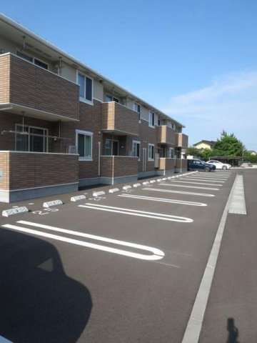 クラールプレディエＣの駐車場|駐車場に車を止められます