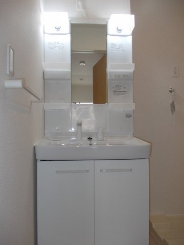 クラールプレディエＣの洗面所|コンパクトで使いやすい洗面所