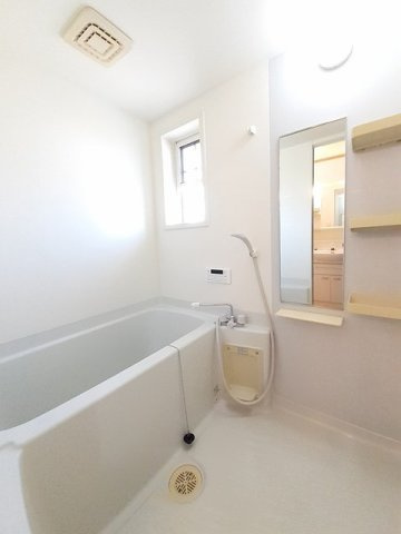 モーント　シャイン　Ｂの浴室|日々の暮らしに欠かせないお風呂です