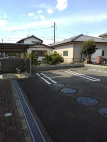 アンビエンテの駐車場|駐車場完備です