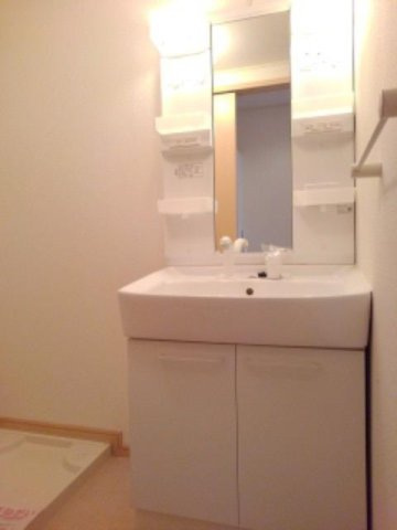 アンビエンテの洗面所|コンパクトで使いやすい洗面所