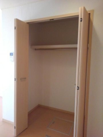 アンビエンテの収納|こまごまとしたものを収納できそうですね