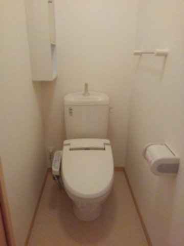 アンビエンテのトイレ|ゆったりとした空間のトイレです