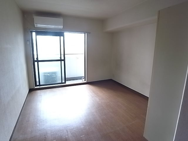 メゾン・ド・エクランの居間・リビング