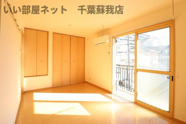 ピースサルの洋室|コンパクトで使いやすい洋室です