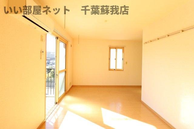 ピースサルの洋室|スタンダードな洋室です