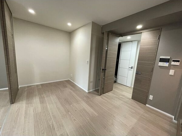 グランドロアール仙台西公園の寝室