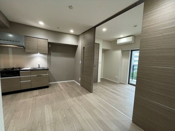 グランドロアール仙台西公園の居間・リビング