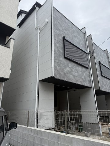 横浜１丁目　新築戸建　３棟