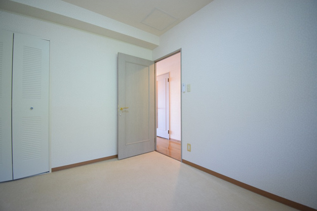 【洋室】 | ライオンズヒルズ熱川第2