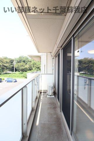 青葉の森PineHills　Ⅱのバルコニー|洗濯物もよく乾きそうな、陽当たり良好なバルコニーです！