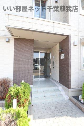 青葉の森PineHills　Ⅱのエントランス|安心のオートロック付き