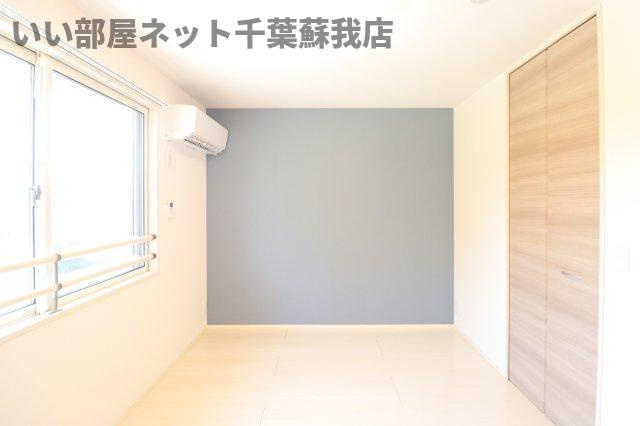 青葉の森PineHills　Ⅱの洋室|明るい洋室です