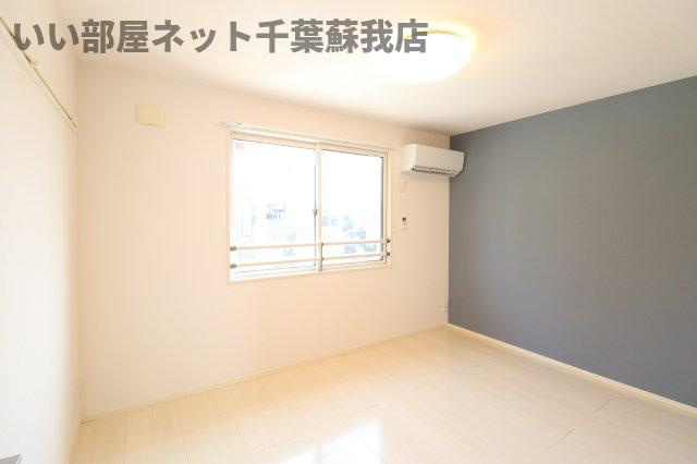 青葉の森PineHills　Ⅱの居間・リビング|ゆったりとした居間です