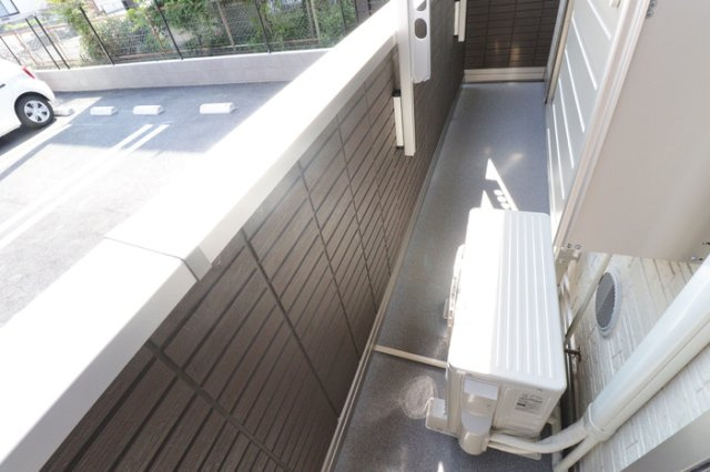 Chlorisのバルコニー