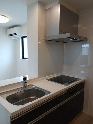 グレイスレジデンスのキッチン|コンパクトなキッチンで掃除もラクラク