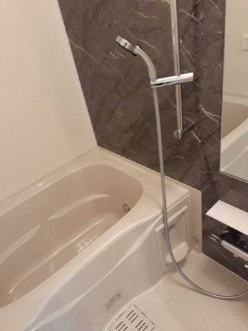 ルミエールＡの浴室|ゆったり過ごせるお風呂です