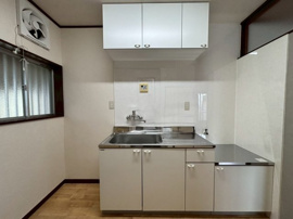 コンパクトなキッチンで掃除もラクラク