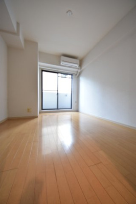 【寝室】 | ロイヤルヒル神戸三宮