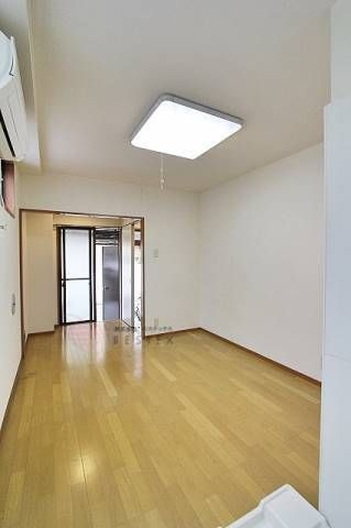 プロキオン小石川の居間・リビング