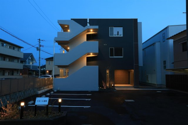 クオーレ連坊の周辺|ファミリーマート木ノ下四丁目店