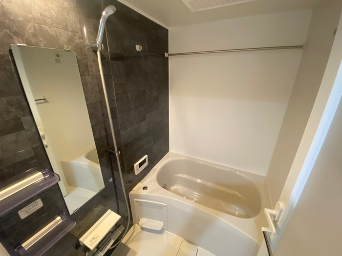 LAZO内久宝寺の浴室