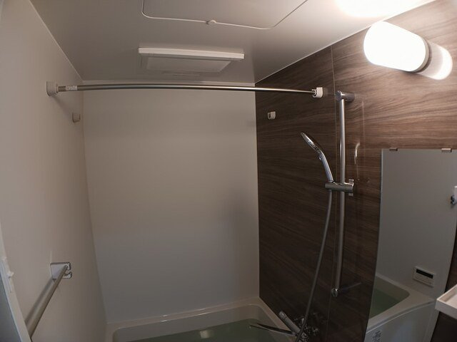 【浴室】 | サンリット　牧志 | 落ち着いた空間のお風呂です