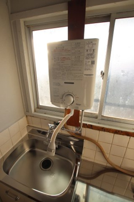 【設備】 | 富田林市本町アパート | 瞬間湯沸かし器