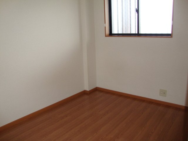 ラ・エトワールの洋室|洋室