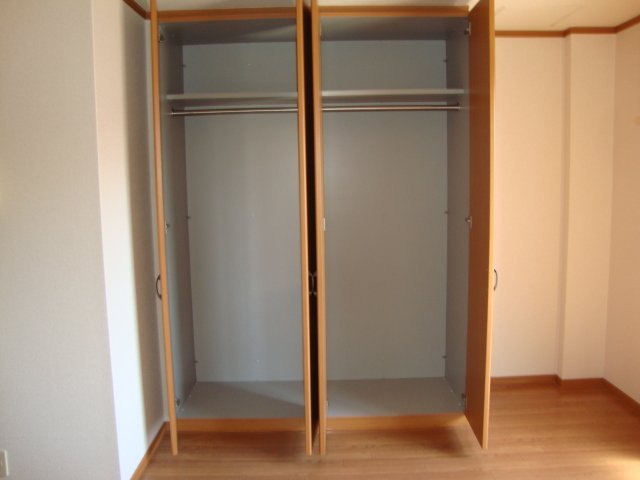 ラ・エトワールの収納|クローゼット