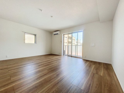 【居間・リビング】 | ピア・クレール溝の口 | ※同建物ほかのお部屋の写真です。